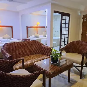 Resort Wild Orchid
